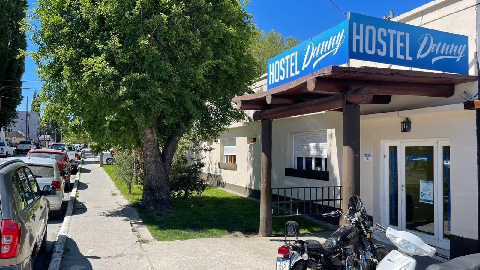 Hostel Danny El Calafate Bagian luar foto